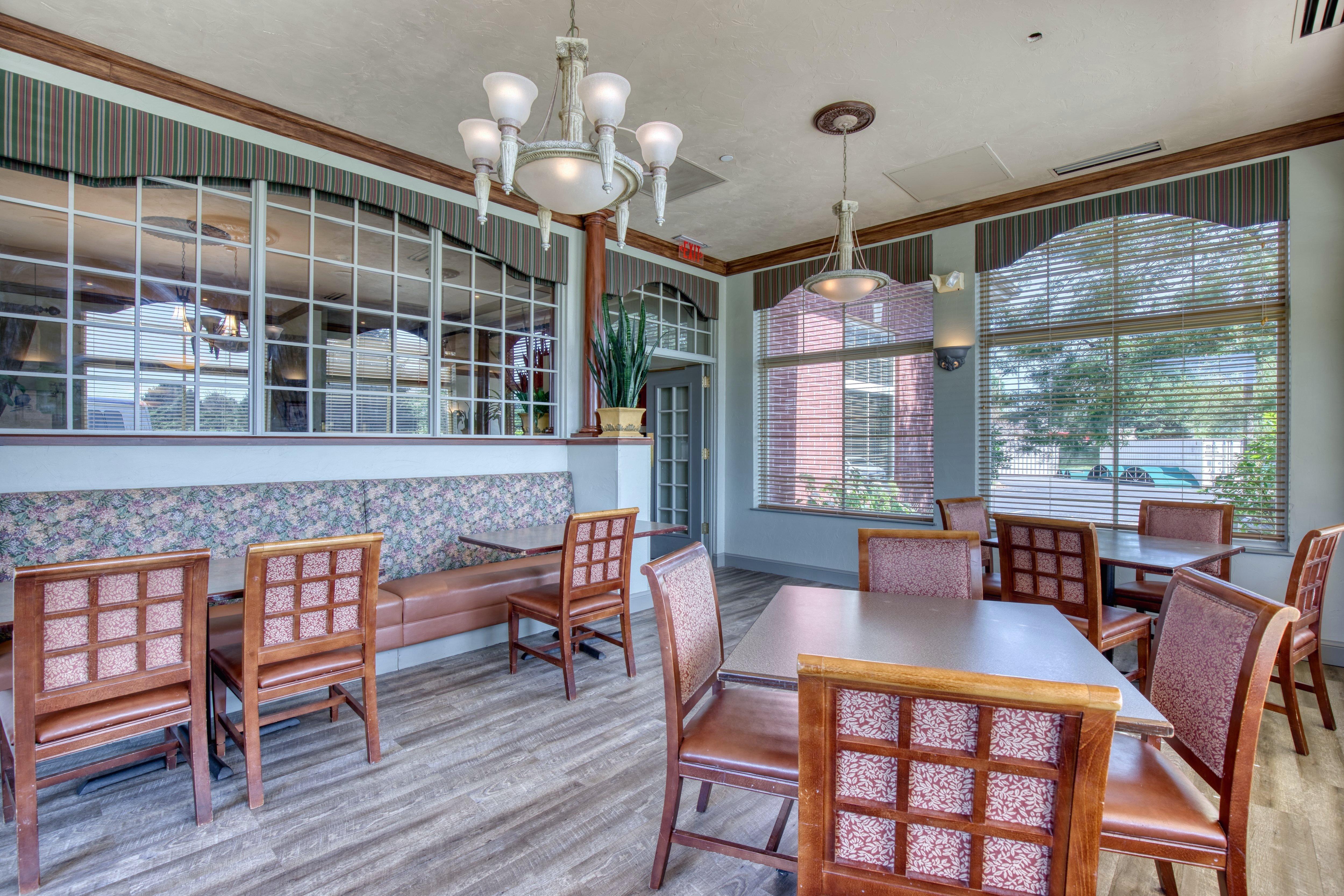 Holiday Inn Hotel & Suites Madison West - Middleton By Ihg Bagian luar foto